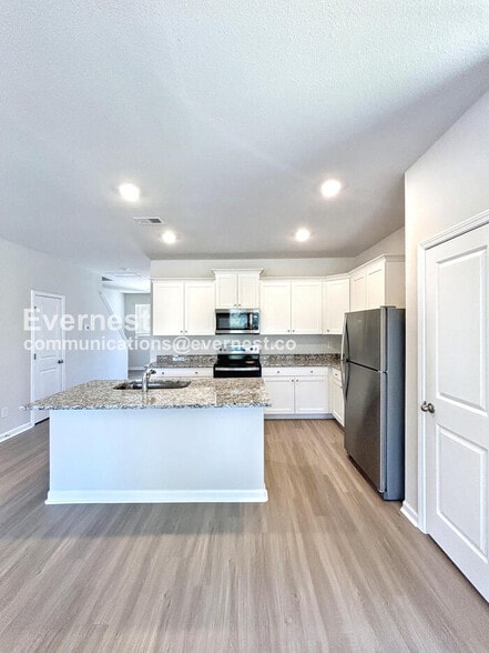 Building Photo - 2156 Willow Gln Dr