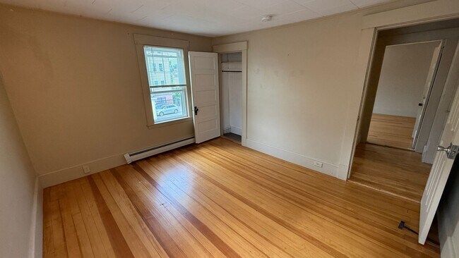 Building Photo - 15 Madbury Rd