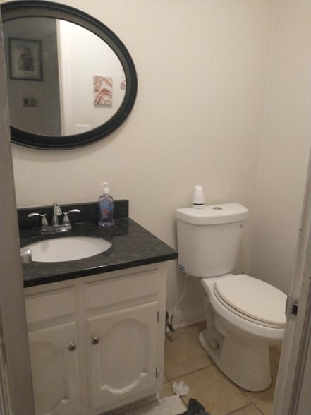 Building Photo - 5738 Rivermill Cir