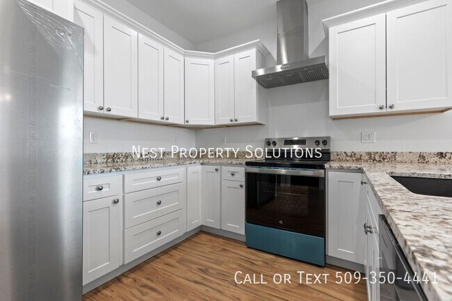 Building Photo - 45 Grant Dr