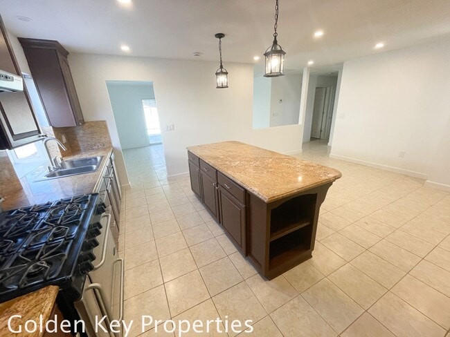 Building Photo - Nicely renovated corner property with a pool!