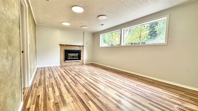 Building Photo - 2830 216th Ave SE