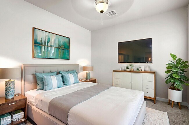 Building Photo - 5500 Jim Castaneda Dr