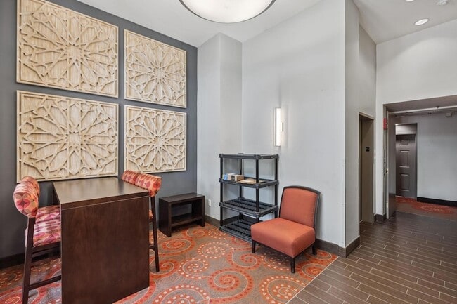 Building Photo - 675 N 1st St