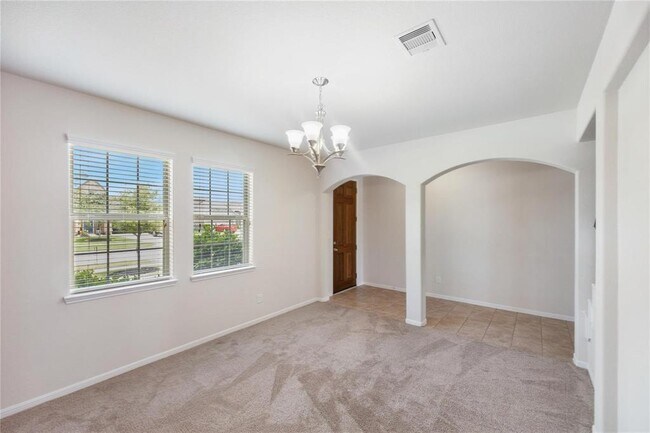 Building Photo - 2311 Leonetti Ln