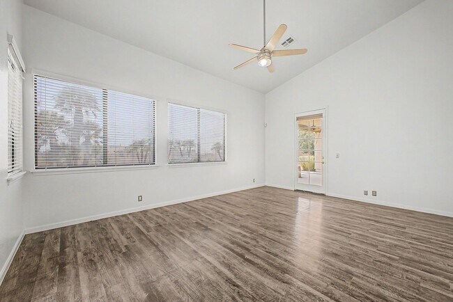 Building Photo - Beautiful Sonoran Heights 4 bed Home, 3 car garage, and Pool