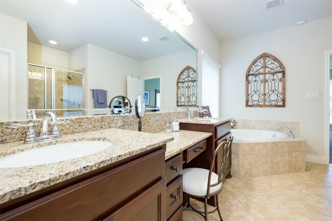 Building Photo - 27707 Lodgemist Ct