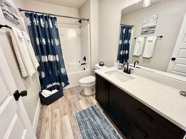 Building Photo - 1379 Pinecrest Trl