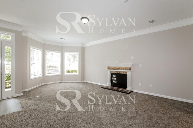 Building Photo - Discover the convenience of Lithonia living