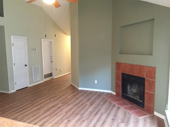Building Photo - 14223 Anita Marie Ln