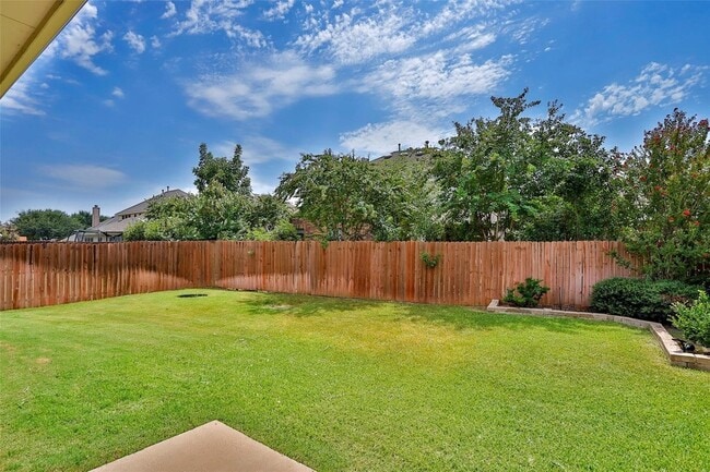 Building Photo - 15529 Landing Creek Ln