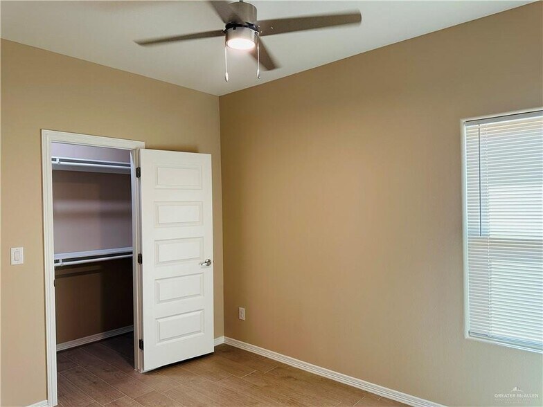 Building Photo - 2918 W Driftwood St