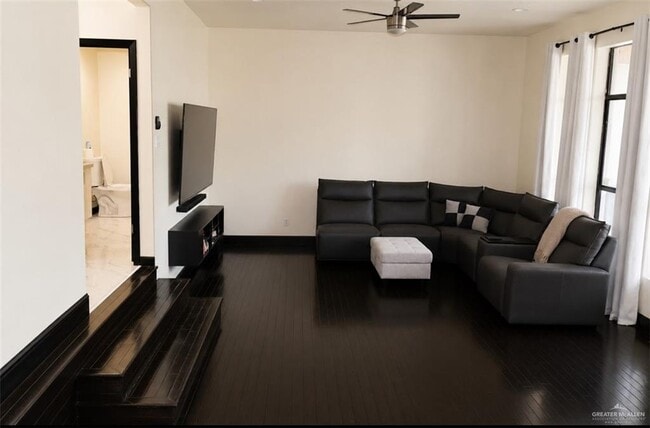 Building Photo - 26 Rio Grande Dr