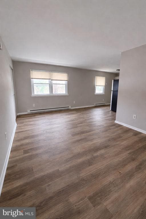 Building Photo - 14 Girard Rd S