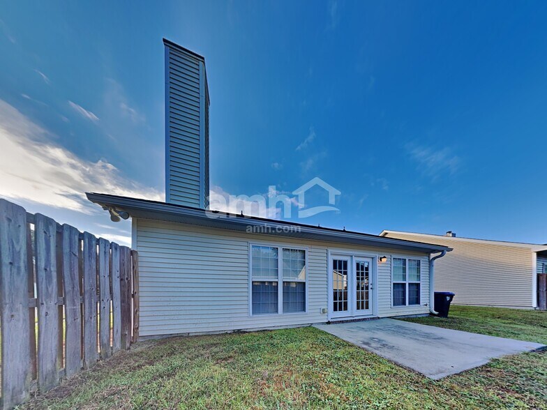 Building Photo - 222 Garden Grove Dr