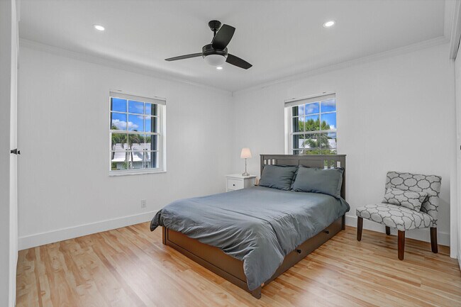 Building Photo - 1210 Sugar Sands Blvd