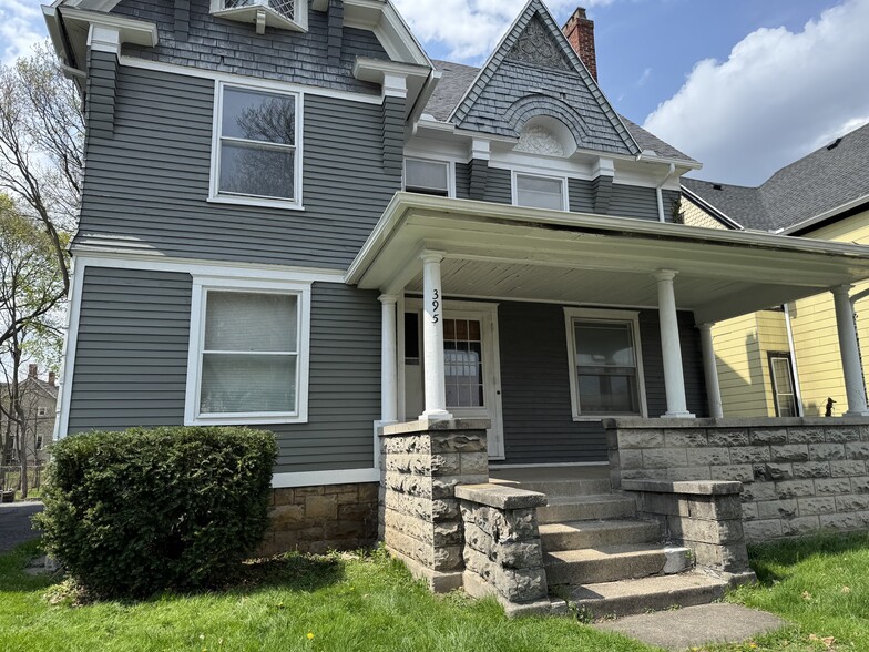 Building Photo - 395 Meigs St