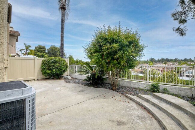 Building Photo - 3Bed/2.5Bath in Alacima Community~ Los Alamos