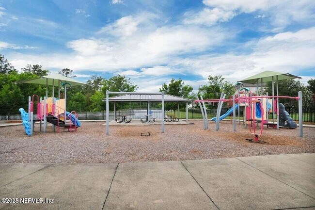 Building Photo - 7030 Crispin Cove Dr