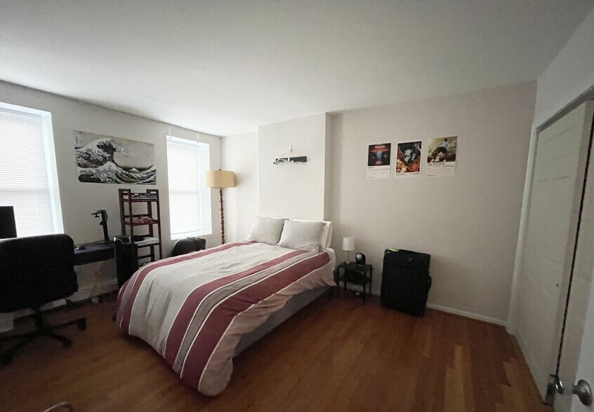 Building Photo - 90 Hammond St