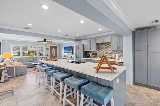 Building Photo - 284 44th Ave