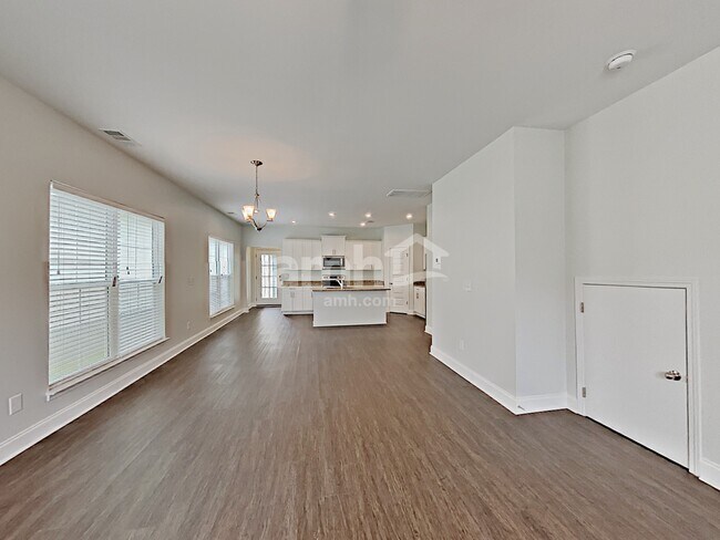 Building Photo - 5318 Tupelo St