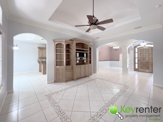 Building Photo - 3Bed/2Bath Gorgeous and move in ready.  (S...