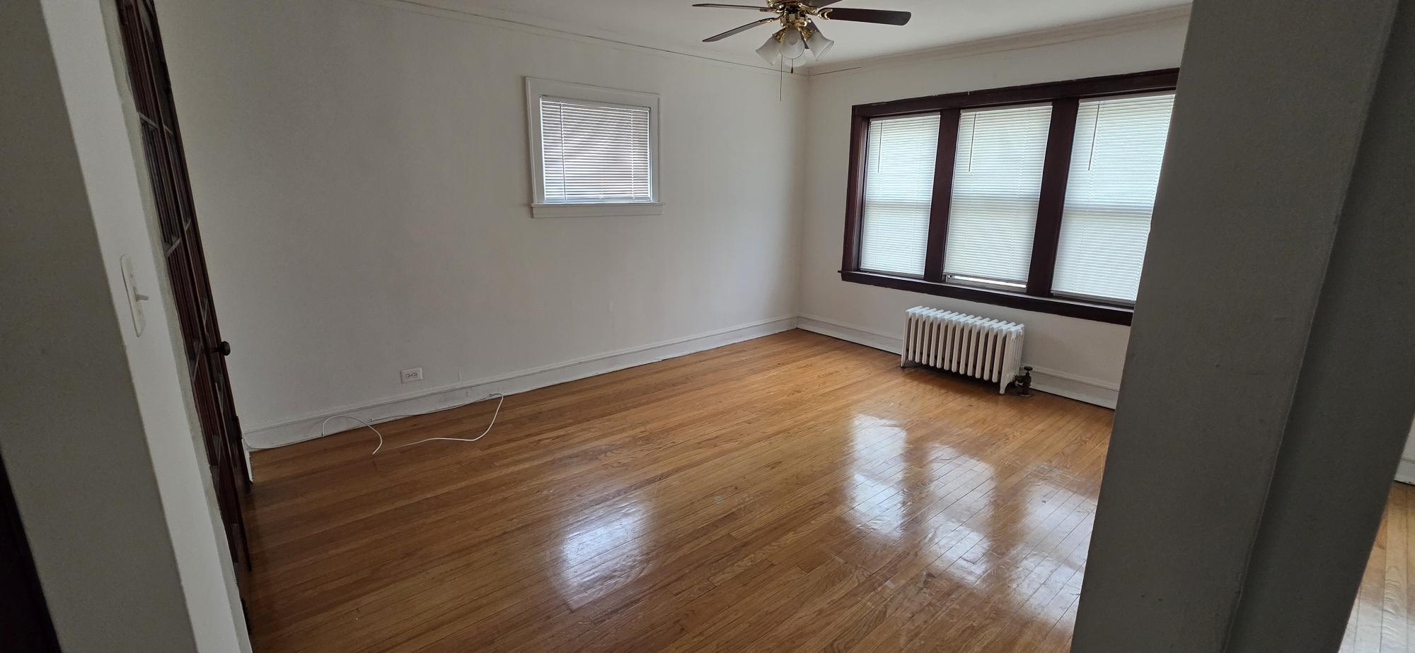 Building Photo - 908 Lyman Ave