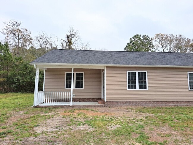 Primary Photo - 151 Oyster Ln