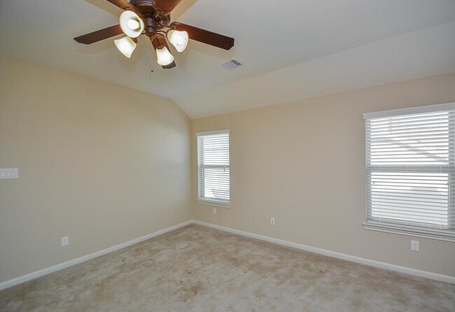 Building Photo - 26814 Harmony Shores Dr