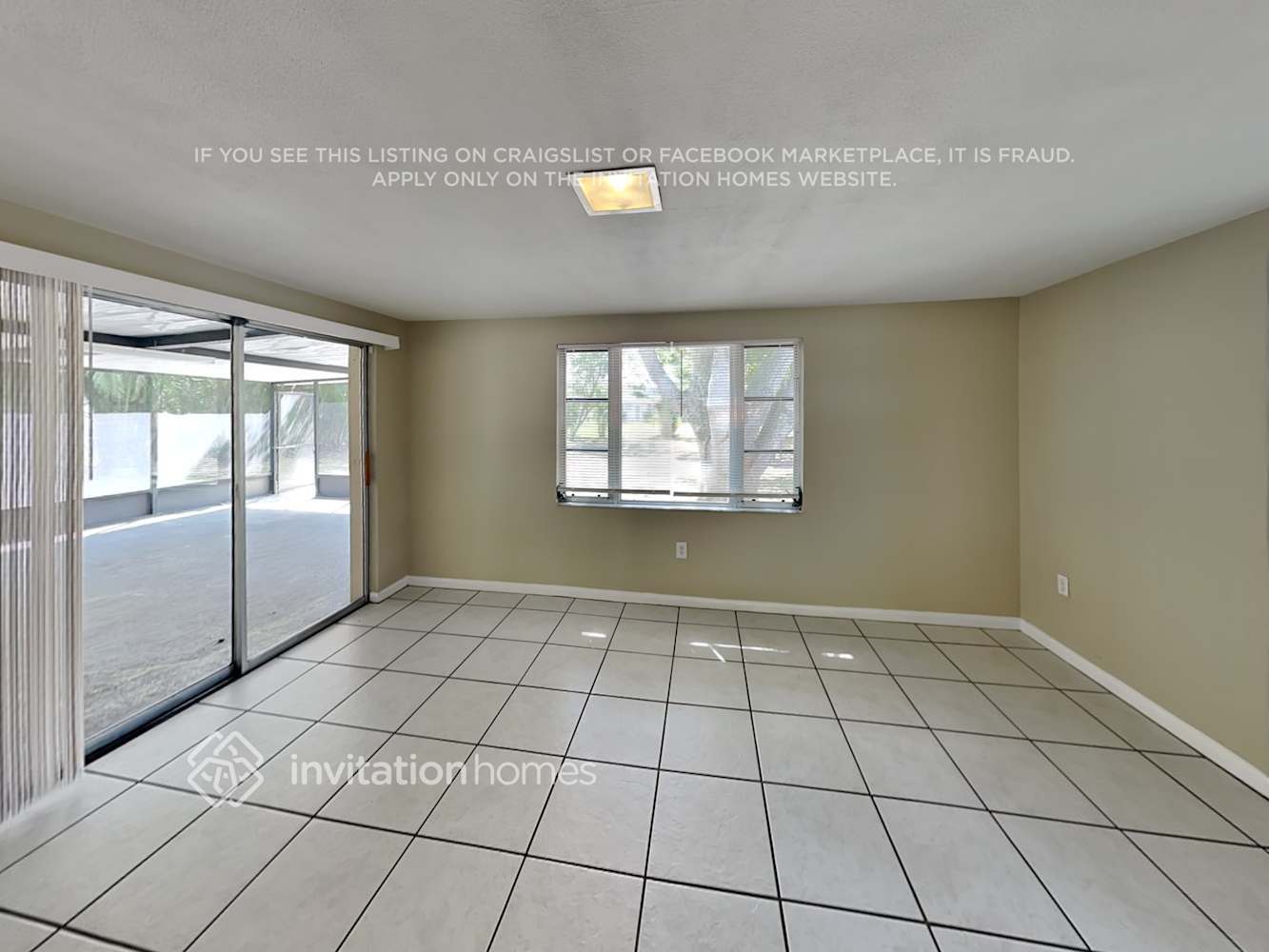 Building Photo - 2310 Sandrala Dr