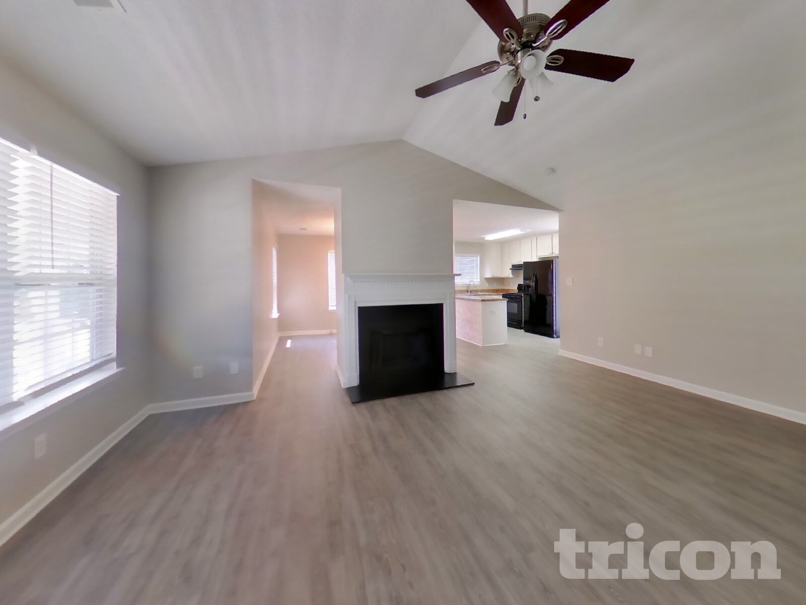 Building Photo - 2024 Meadow Glen Cir