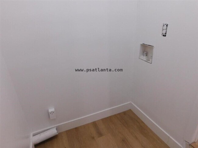 Building Photo - 2789 Narron Ct SW