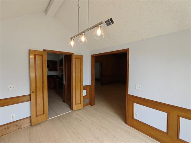 Building Photo - 4108 Mesa Dr