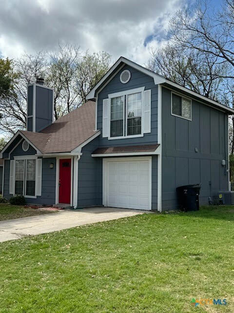 Building Photo - 2113 Caprice Dr
