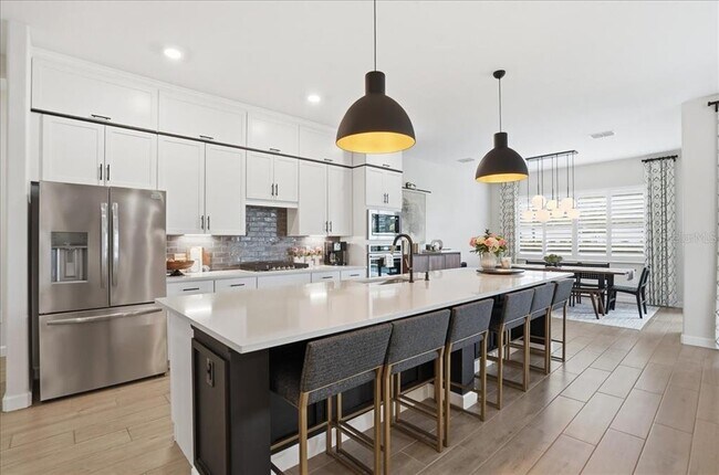 Building Photo - 15917 Tradewind Ter