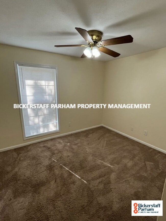 Building Photo - 3902 Leisure Ave