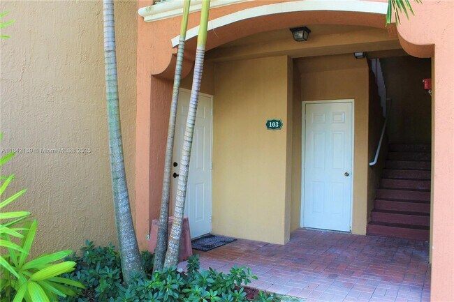 Building Photo - 6340 NW 114th Ave