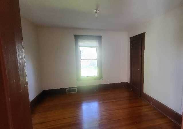 Building Photo - 84 Smith St