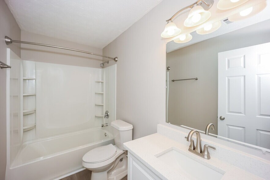 Building Photo - 6270 Beethoven Cir