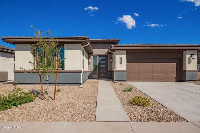 Primary Photo - 39801 N Trajen Pl