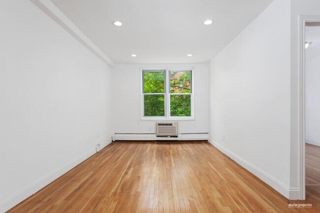 Building Photo - 1 bedroom in Brooklyn NY 11218