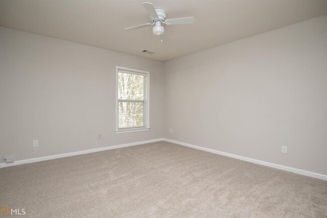 Building Photo - 2421 Langstan Ct