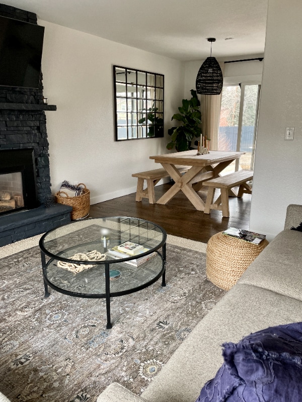 Building Photo - 4240 Aurora Ave