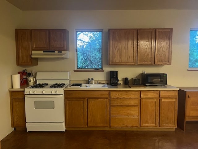 Full kitchen - 426 Green Glen Way