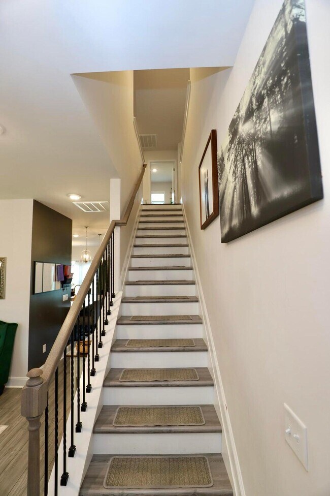 Building Photo - 835 Curlew Cir