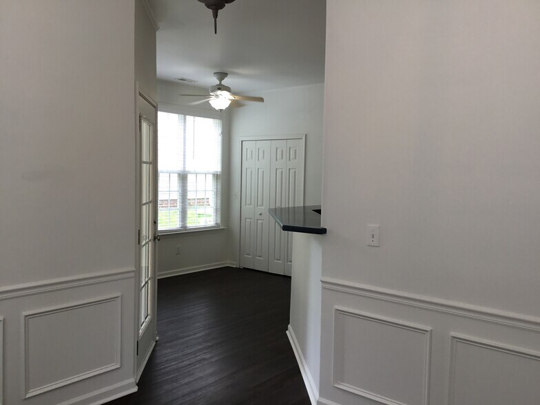 Building Photo - 5716 Keowee Way