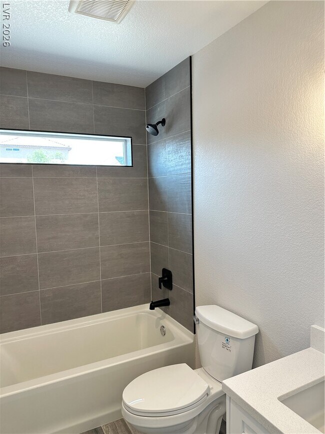 Building Photo - 2590 Bonano Ct