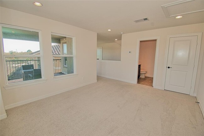 Building Photo - 4132 Boardwalk Blvd