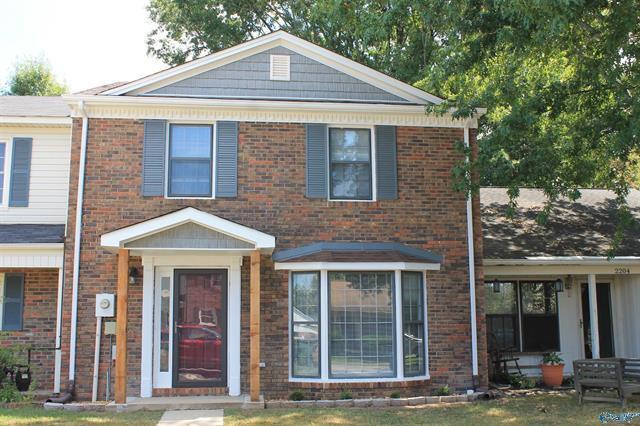 Building Photo - 2202 Westbury Ct SW